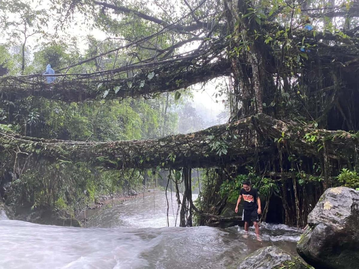 Odyssey Stays Nongriat - 3Kms Trek From Main Road Cherrapunji Exterior photo